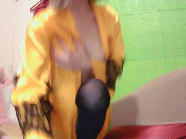 CamsAdrianna webcam