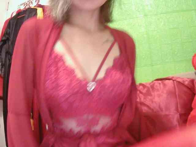 CamsAdrianna webcam