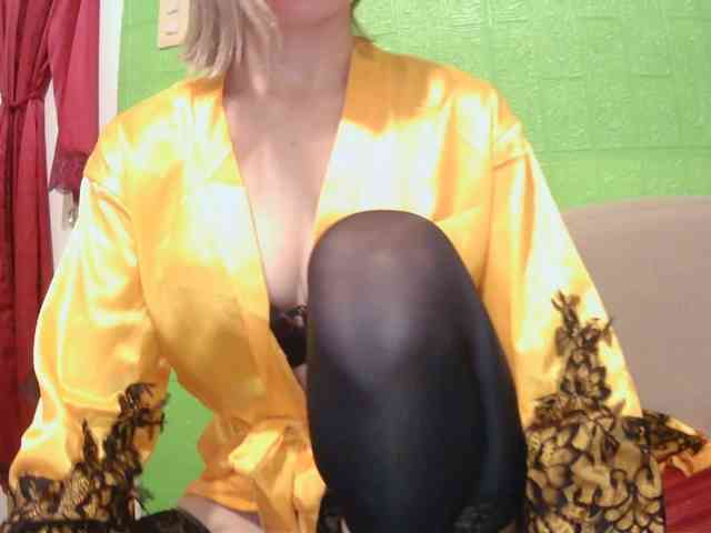 CamsAdrianna webcam