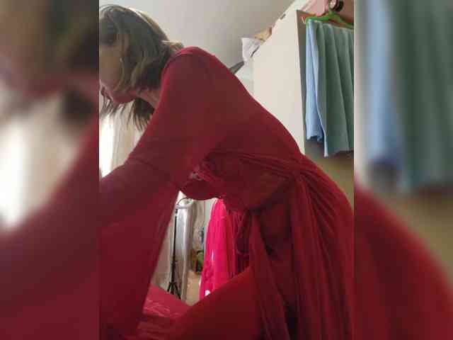 CamsAdrianna webcam