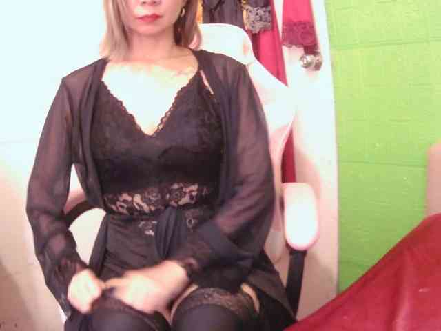 CamsAdrianna