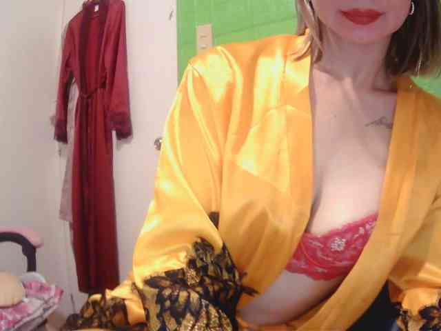 xxAsianBitch69xx webcam