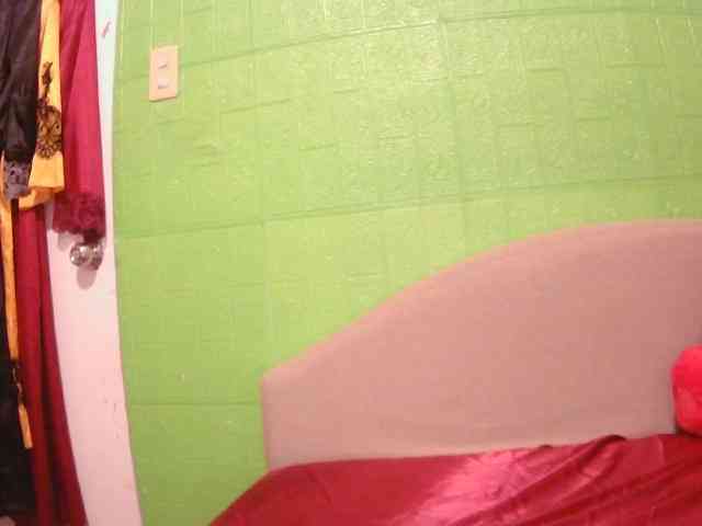 CamsAdrianna webcam