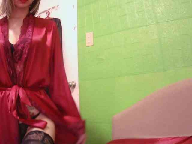 CamsAdrianna webcam