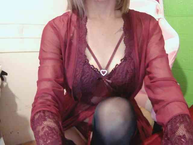 CamsAdrianna webcam