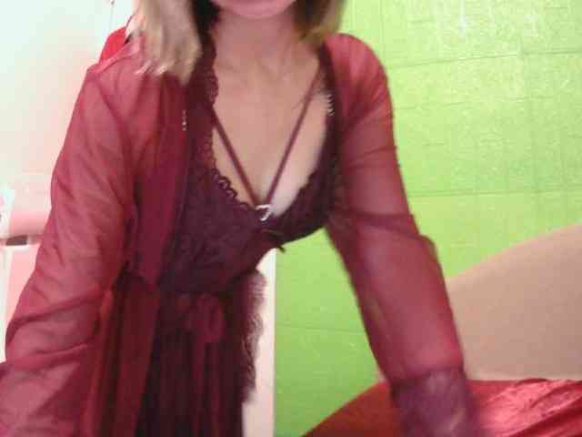 CamsAdrianna webcam