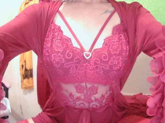 CamsAdrianna webcam