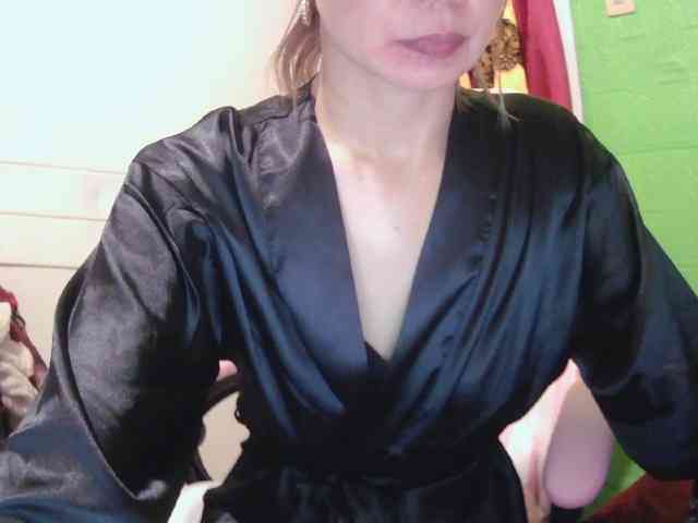 CamsAdrianna webcam
