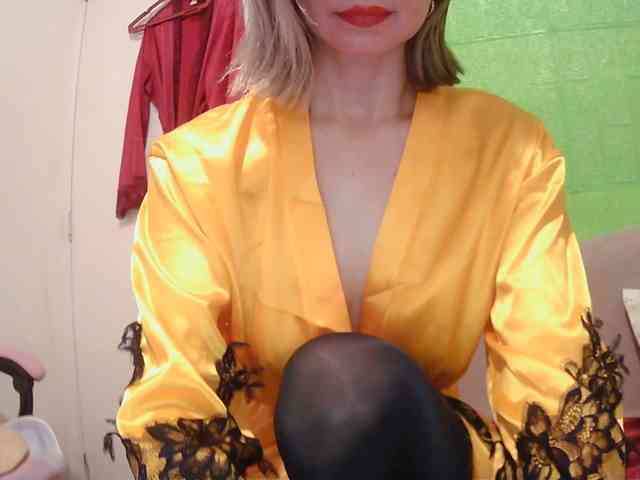 CamsAdrianna webcam