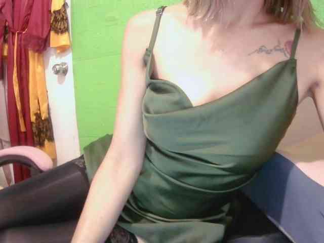 xxAsianBitch69xx webcam