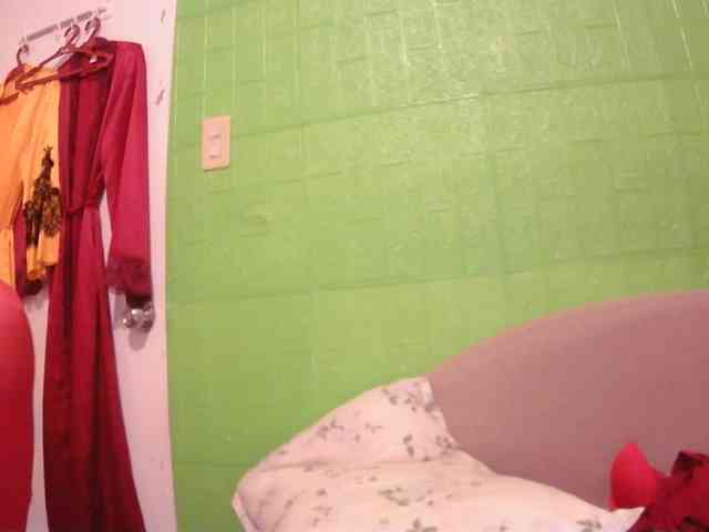 CamsAdrianna webcam