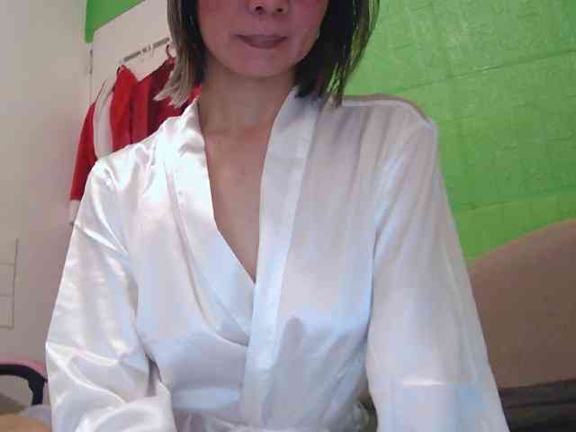 CamsAdrianna webcam