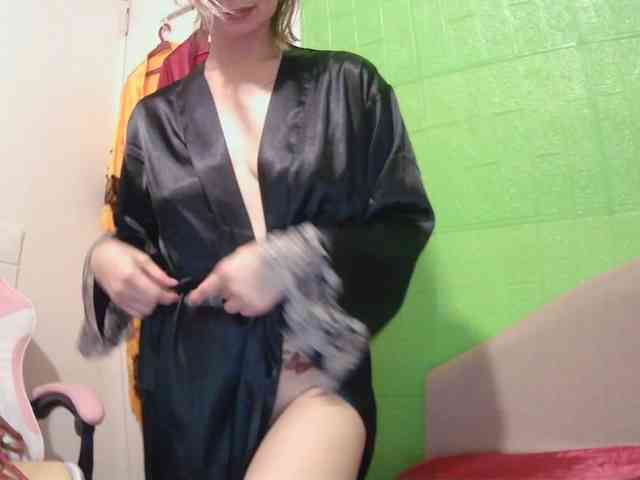 CamsAdrianna webcam