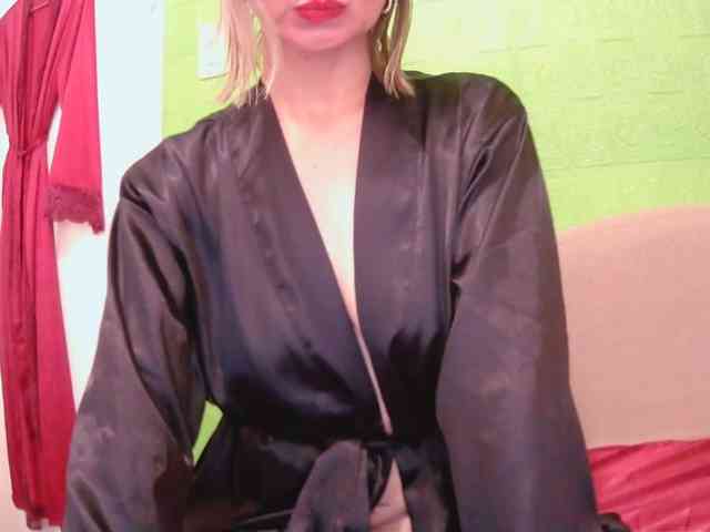 CamsAdrianna webcam