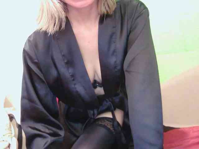 CamsAdrianna webcam