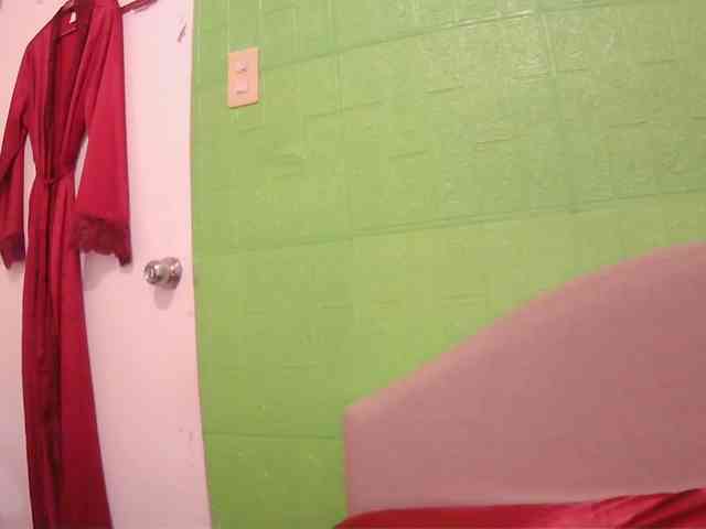 CamsAdrianna webcam