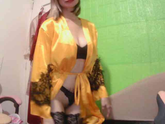 xxAsianBitch69xx webcam