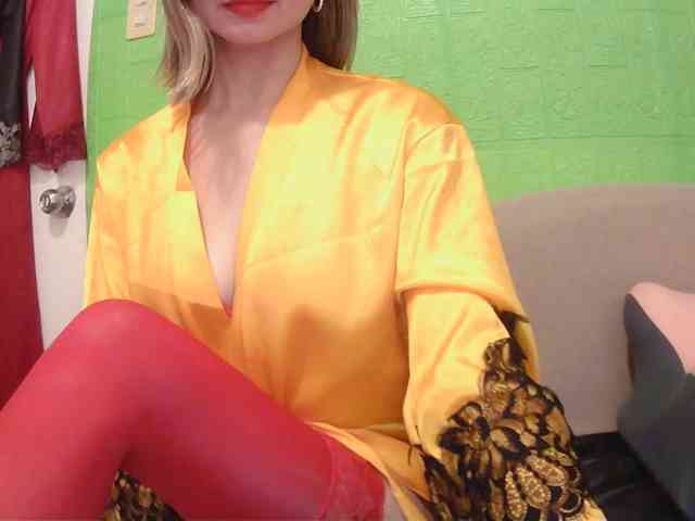 AsianBitch69 webcam