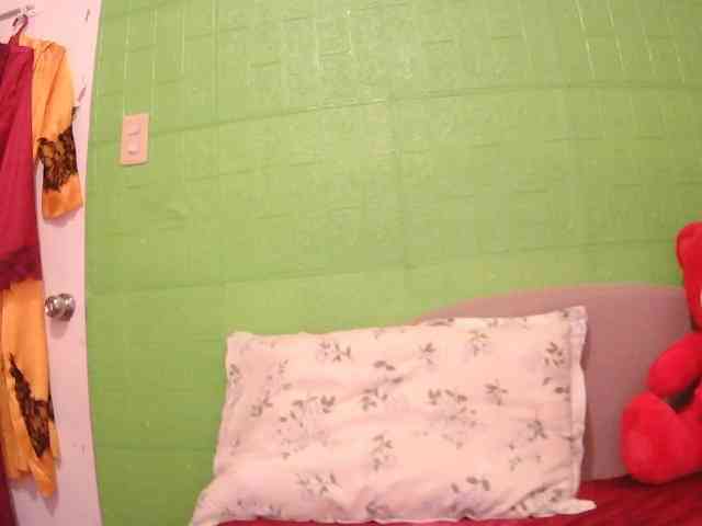 CamsAdrianna webcam
