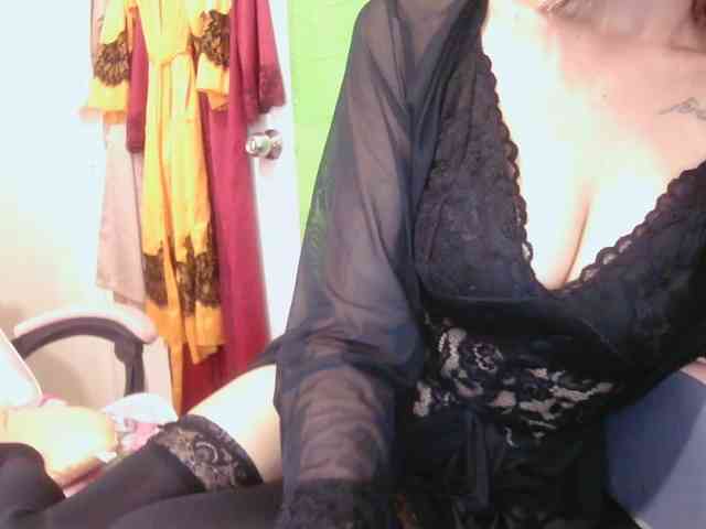 xxAsianBitch69xx webcam