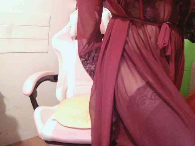 CamsAdrianna webcam