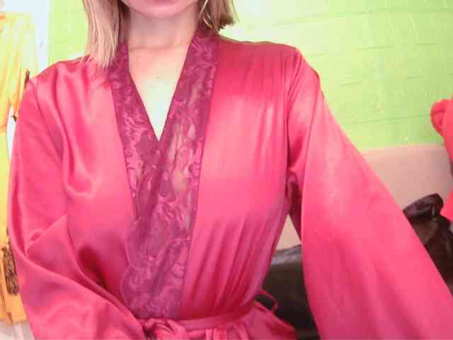 AsianBitch69 webcam