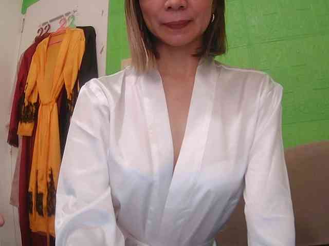 xxAsianBitch69xx webcam
