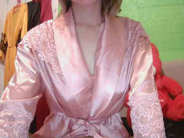 AsianBitch69 webcam