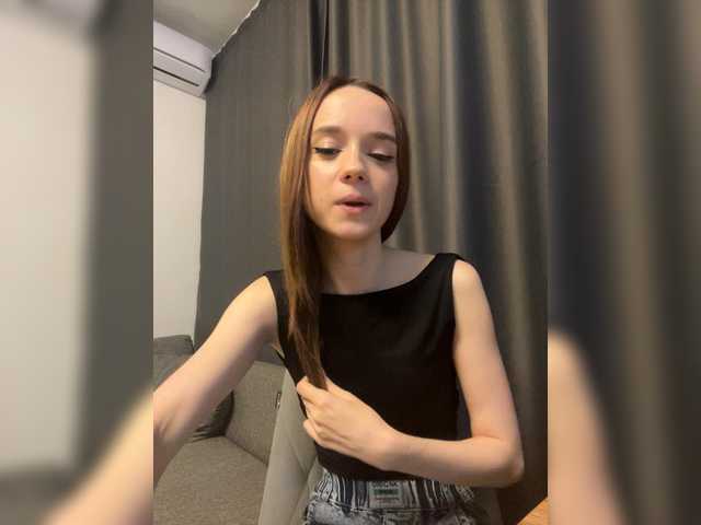 ElNika live cam on BongaCams