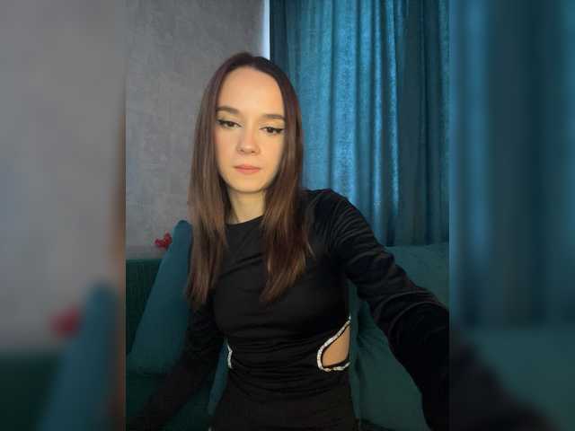ElNika live cam on BongaCams