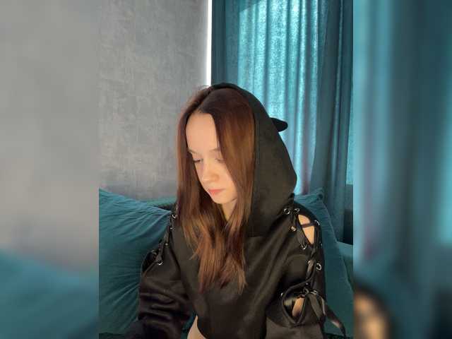 ElNika live cam on BongaCams