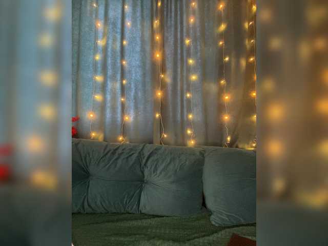 ElNika live webcam show