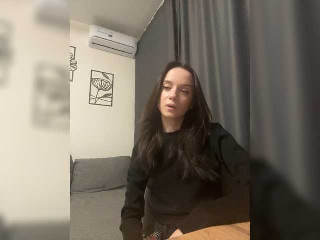 ElNika live cam