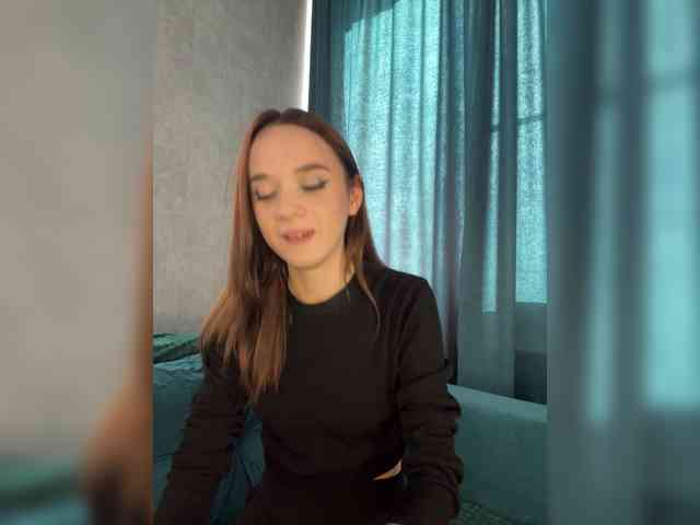 ElNika Sex Cam Show