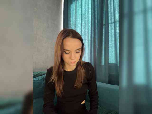 ElNika Sex Cam Show