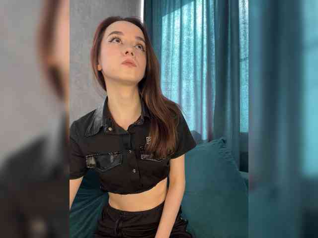 ElNika Sex Cam Show