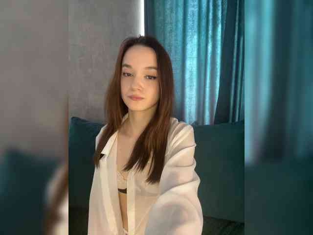ElNika Sex Cam Show