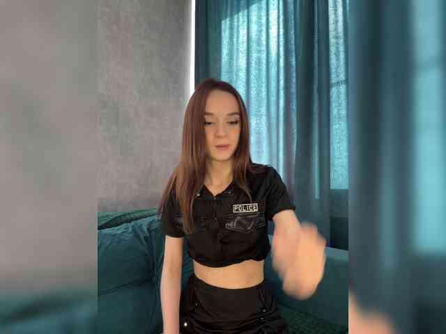 ElNika Sex Cam Show