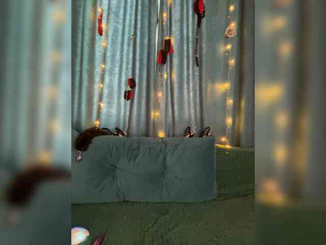 ElNika Sex Cam Show