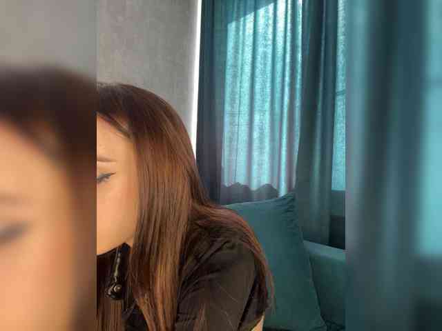 ElNika Sex Cam Show