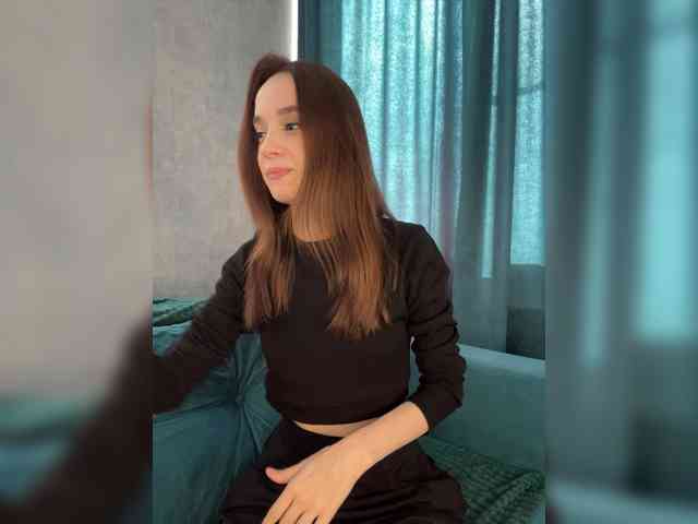 ElNika Sex Cam Show