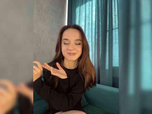ElNika Sex Cam Show