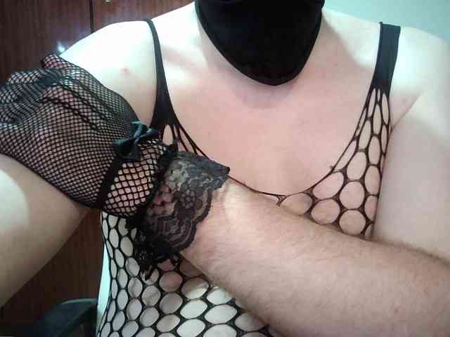SuperLegs Live Webcam on BongaCams