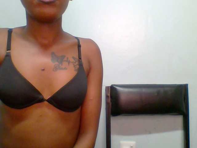 Sweet-loves live cam on BongaCams