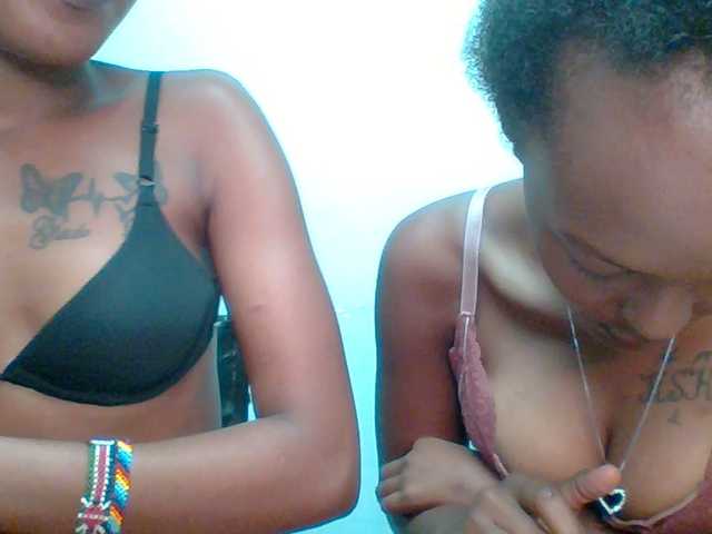 Sweet-loves live cam on BongaCams