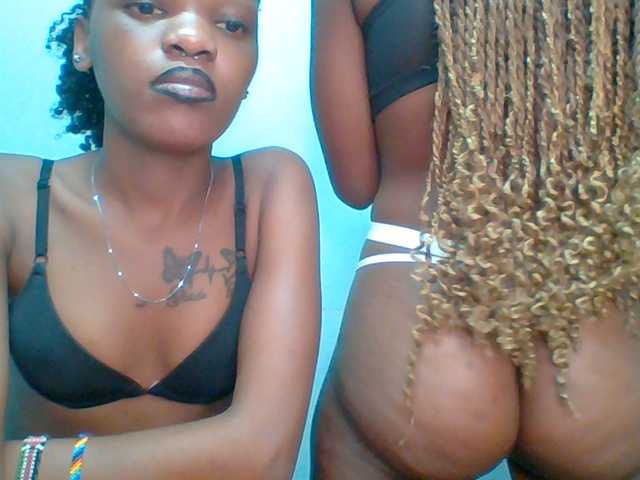 Sweet-loves live cam on BongaCams