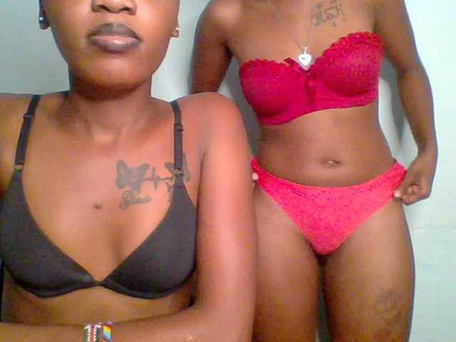 Sweet-loves live cam on BongaCams