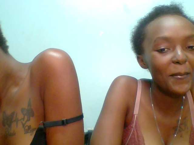 Sweet-loves live cam on BongaCams