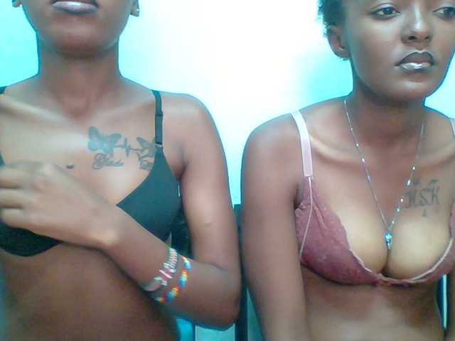 Sweet-loves live cam on BongaCams
