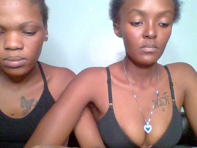 Sweet-loves live cam on BongaCams